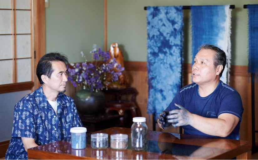 矢野(本藍染矢野工場)と西澤(オリム)対談の様子
